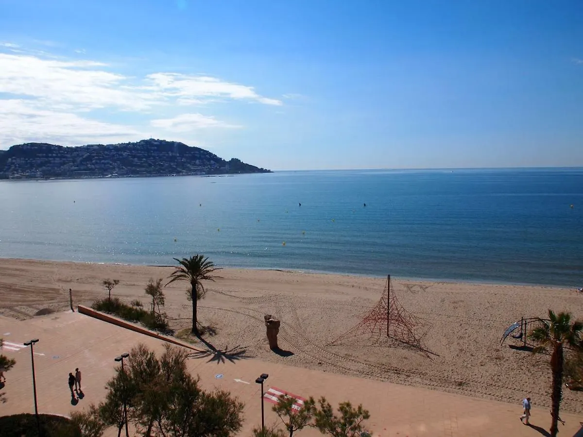 La Baie 36 Apartment Roses Spain